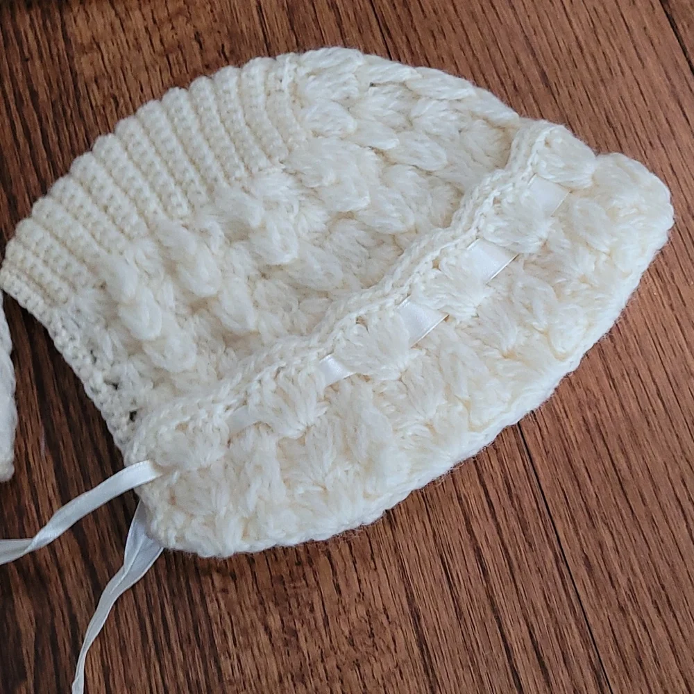 Vintage Handmade Knit Baby Sweater and Bonnet Set - Picture 8 of 11